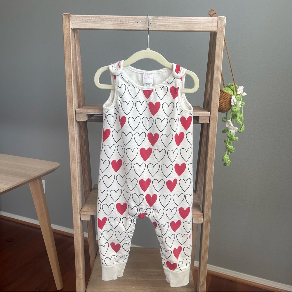 Hanna Andersson Heart Print Romper 2T 100% Organic Cotton Soft Comfort Onesie
